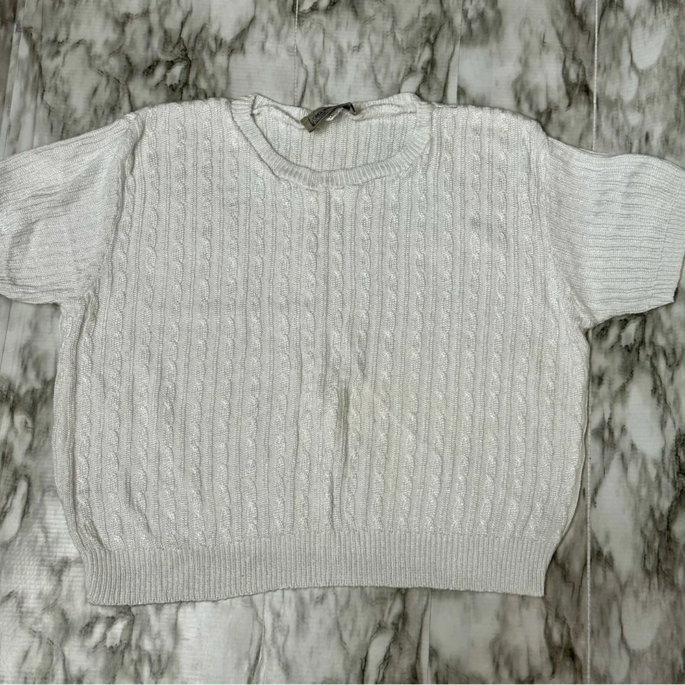 Women's White Cable Knit Sweater Vintage 90s Rayon Blend Cropped Short Sleeve